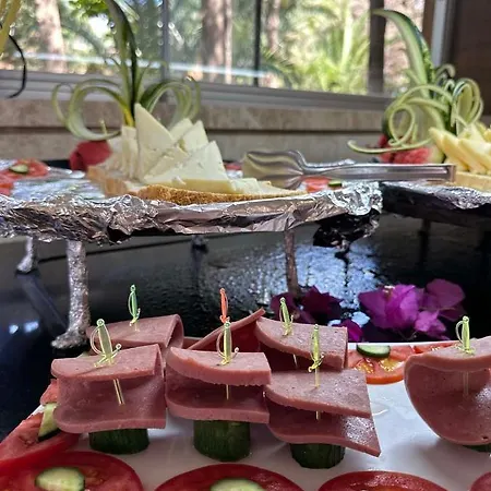 Ambrosia & Hotel 5*