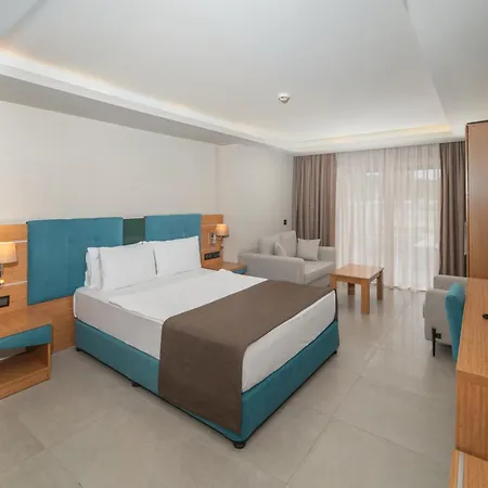 Hotel Ambrosia & 5*