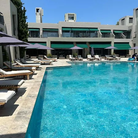 Ambrosia & Hotel 5*