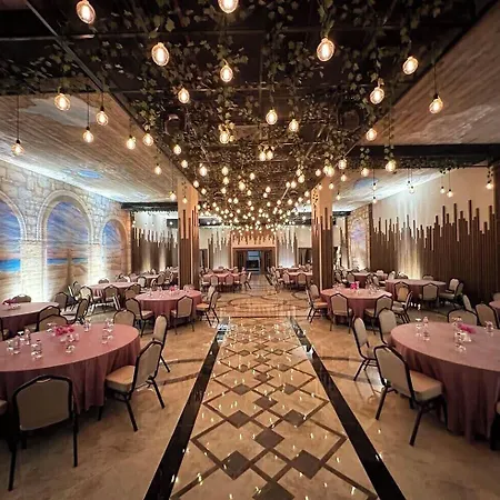 Ambrosia & Hotel 5*