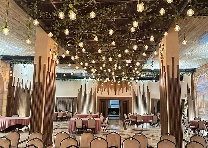 Hotel Ambrosia &