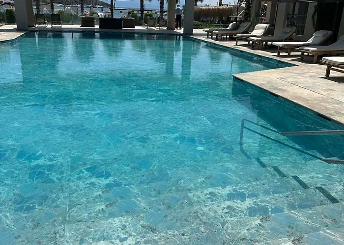 Hotel Ambrosia &