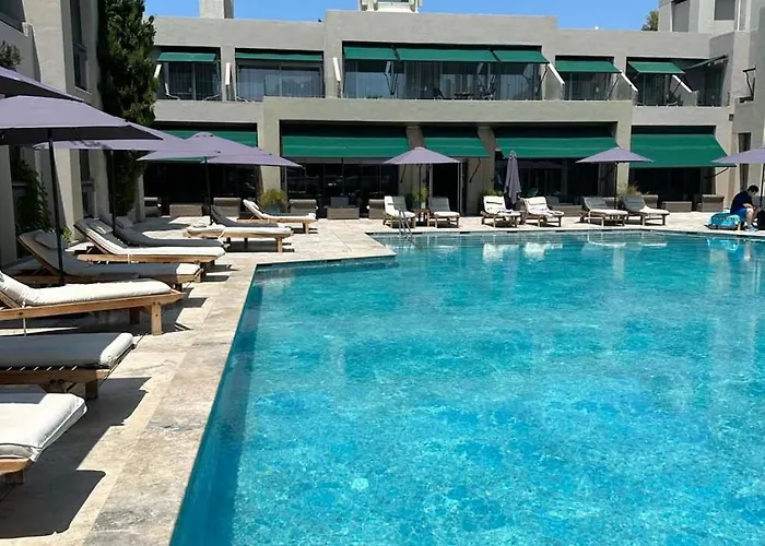 Ambrosia & Hotel 5*